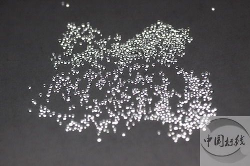 东胜金属表面处理厂喷砂玻璃微珠清理